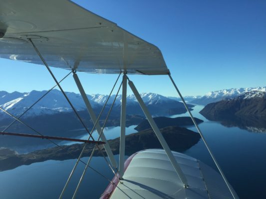 A stunning spring morning over Lake Wanaka 